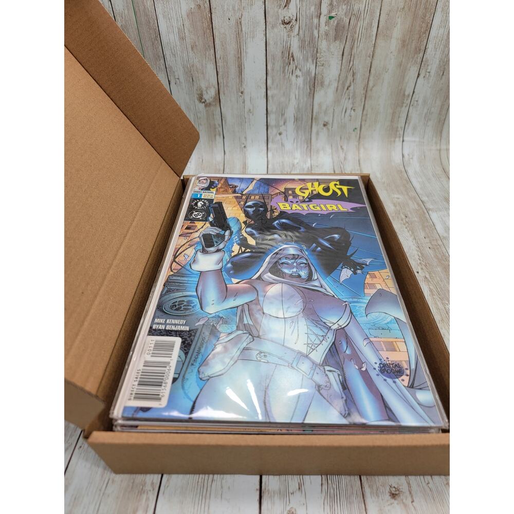 Mixed Lot Of 20 Comics Bagged & Boarded Great Condition